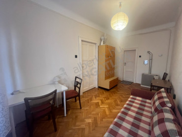 Rozgonyi utca-budapest-viii-kerulet-rozgonyi-utca_14.jpg