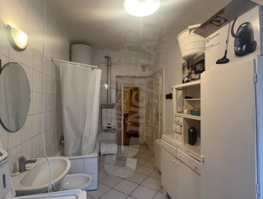 Rozgonyi utca-budapest-viii-kerulet-rozgonyi-utca_9.jpg