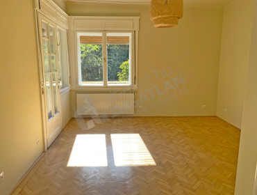 Attila út-budapest-i-kerulet-attila-ut_8.jpg