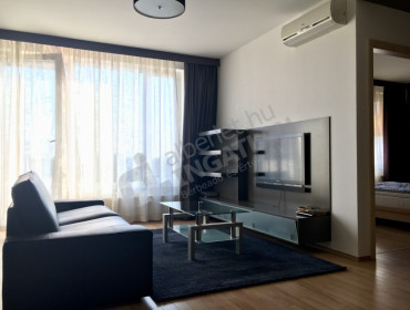 Corvin sétány-budapest-viii-kerulet-corvin-setany_6.jpg