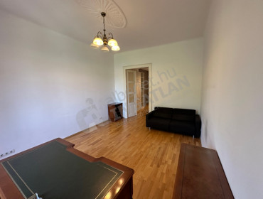 Balassi Bálint utca-budapest-v-kerulet-balassi-balint-utca_4.jpg