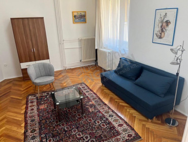 Alkotmány utca-budapest-v-kerulet-alkotmany-utca_2.jpg