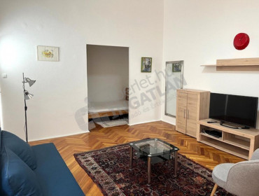 Alkotmány utca-budapest-v-kerulet-alkotmany-utca_3.jpg