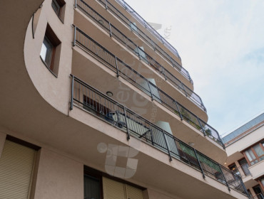 Holló utca-budapest-vii-kerulet-hollo-utca_24.jpg