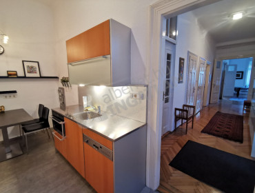 Fő utca-budapest-i-kerulet-fo-utca_11.jpg