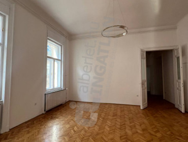 Hajós utca-budapest-vi-kerulet-hajos-utca_2.jpg