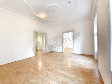 Lőrinc pap tér-budapest-viii-kerulet-lorinc-pap-ter_12.jpg