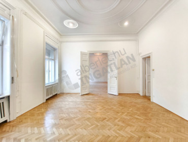 Lőrinc pap tér-budapest-viii-kerulet-lorinc-pap-ter_21.jpg