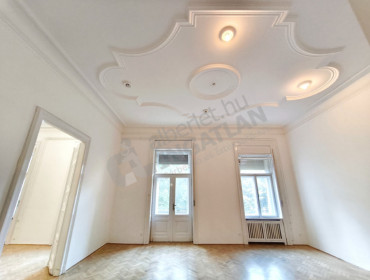 Lőrinc pap tér-budapest-viii-kerulet-lorinc-pap-ter_9.jpg