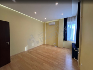 Szemere utca-budapest-v-kerulet-szemere-utca_10.jpg