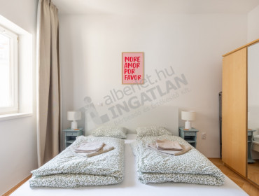 Podmaniczky utca-budapest-vi-kerulet-podmaniczky-utca_2.jpg