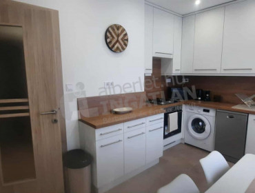 Árpád fejedelem útja-budapest-iii-kerulet-arpad-fejedelem-utja_4.jpg