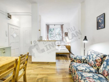 Bástya utca-budapest-v-kerulet-bastya-utca_4.jpg