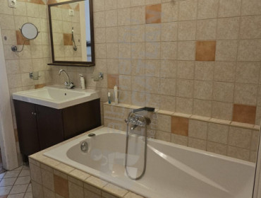 Németvölgyi út-budapest-xii-kerulet-nemetvolgyi-ut_13.jpg