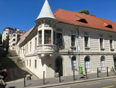 Fő utca-budapest-i-kerulet-fo-utca_1.jpg