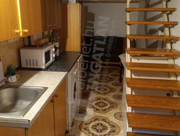 II. János Pál pápa tér-budapest-viii-kerulet-ii-janos-pal-papa-ter_2.jpg