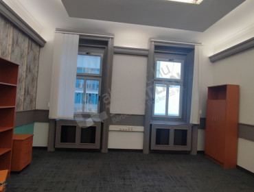 Bajcsy-Zsilinszky út-budapest-v-kerulet-bajcsy-zsilinszky-ut_11.jpg