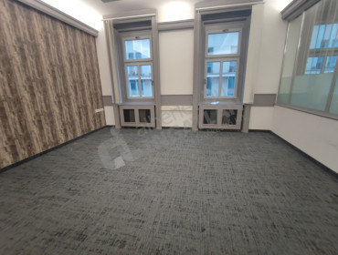 Bajcsy-Zsilinszky út-budapest-v-kerulet-bajcsy-zsilinszky-ut_9.jpg