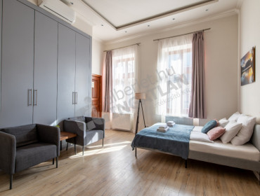 Paulay Ede utca-budapest-vi-kerulet-paulay-ede-utca_3.jpg