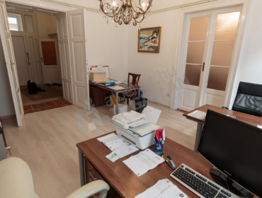 Irányi utca-budapest-v-kerulet-iranyi-utca_3.jpg