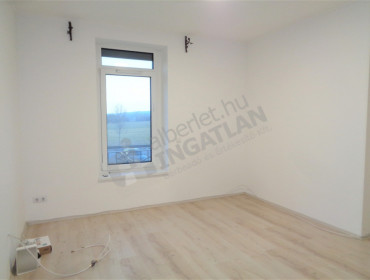 Kőris utca-biatorbagy-koris-utca_3.jpg