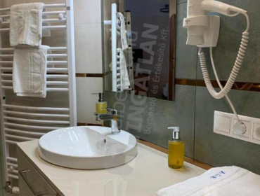 Izabella utca-budapest-vi-kerulet-izabella-utca_9.jpg