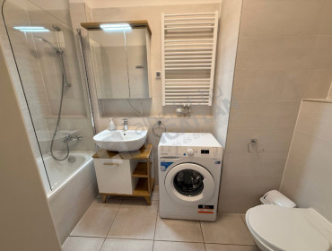 Corvin sétány-budapest-viii-kerulet-corvin-setany_8.jpg