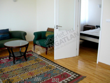 Petőfi tér-budapest-v-kerulet-petofi-ter_3.jpg