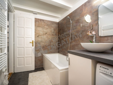 Attila út-budapest-i-kerulet-attila-ut_11.jpg