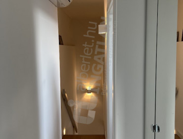 Hunyadi tér-budapest-vi-kerulet-hunyady-ter_13.jpg