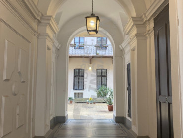 Országház utca-budapest-i-kerulet-orszaghaz-utca_13.jpg