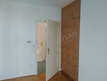 Tündérliget utca-budapest-iii-kerulet-tunderliget-utca_5.jpg