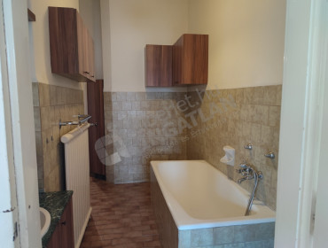 Károly körút-budapest-vii-kerulet-karoly-korut_18.jpg