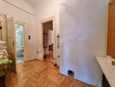 Balassi Bálint utca-budapest-v-kerulet-balassi-balint-utca_4.jpg