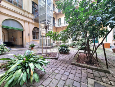 Bajcsy-Zsilinszky út-budapest-v-kerulet-bajcsy-zsilinszky-ut_13.jpg