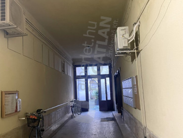 Hajós utca-budapest-vi-kerulet-hajos-utca_20.jpg