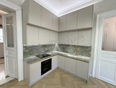 Alkotmány utca-budapest-v-kerulet-alkotmany-utca_6.jpg