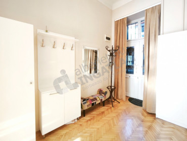 Vörösmarty utca-budapest-vi-kerulet-vorosmarty-utca_12.jpg