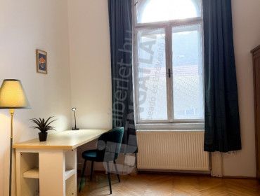 Vörösmarty utca-budapest-vii-kerulet-vorosmarty-utca_3.jpg