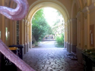 Király udvar-budapest-vi-kerulet-kiraly-udvar_7.jpg