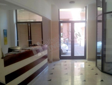 Király udvar-budapest-vi-kerulet-kiraly-udvar_8.jpg