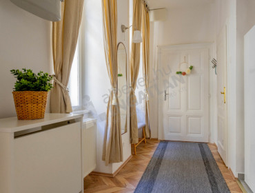 Révay utca-budapest-vi-kerulet-revay-utca_3.jpg