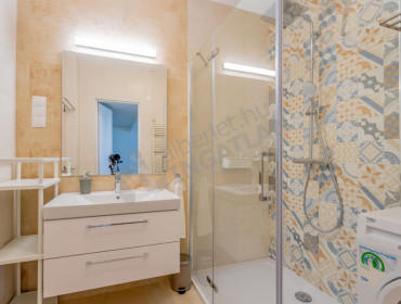 Révay utca-budapest-vi-kerulet-revay-utca_5.jpg