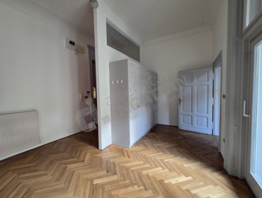 Perczel Mór utca-budapest-v-kerulet-perczel-mor-utca_4.jpg