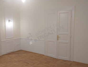 Pacsirtamező utca-budapest-iii-kerulet-pacsirtamezo-utca_7.jpg