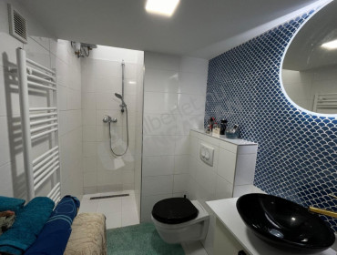 Jókai tér-budapest-vi-kerulet-jokai-ter_9.jpg