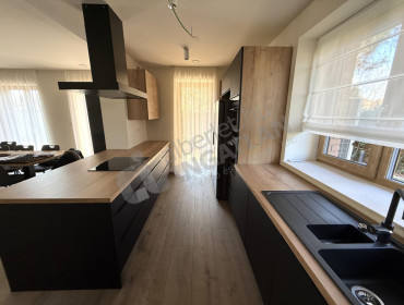 Huszár utca-budapest-xvi-kerulet-huszar-utca_4.jpg