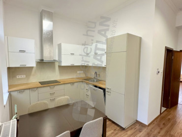 Király utca-budapest-vi-kerulet-kiraly-utca_3.jpg