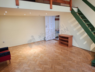 Üllői út-budapest-ix-kerulet-ulloi-ut_2.jpg