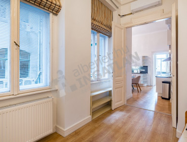 Váci utca-budapest-v-kerulet-vaci-utca_11.jpg